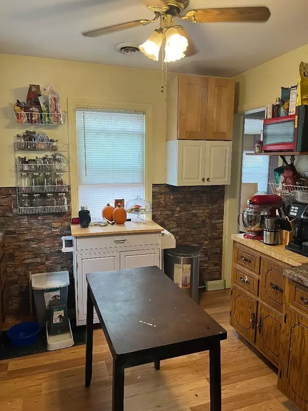 Braidwood, IL 60408,338 French Street