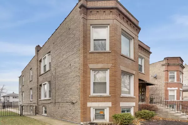 4614 N Saint Louis Avenue, Chicago, IL 60625