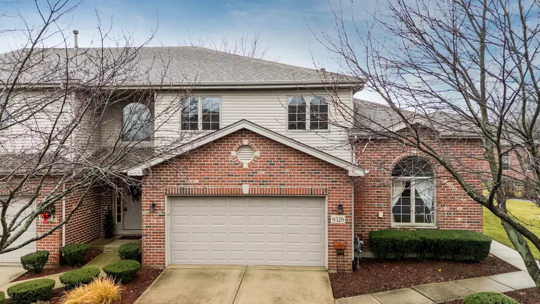 9329 Lochwood Place, Tinley Park, IL 60487