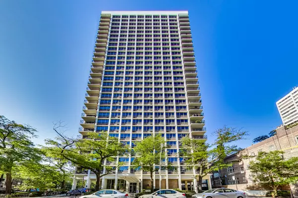 88 W Schiller Street #1806L, Chicago, IL 60610