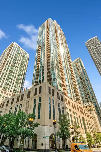 21 E Huron Street #4401, Chicago, IL 60611