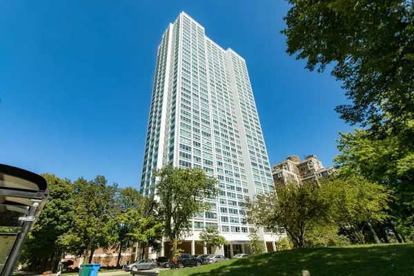 1700 E 56th Street #407, Chicago, IL 60637