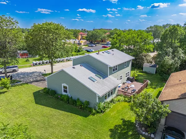 Roselle, IL 60172,1024 Summerfield Drive