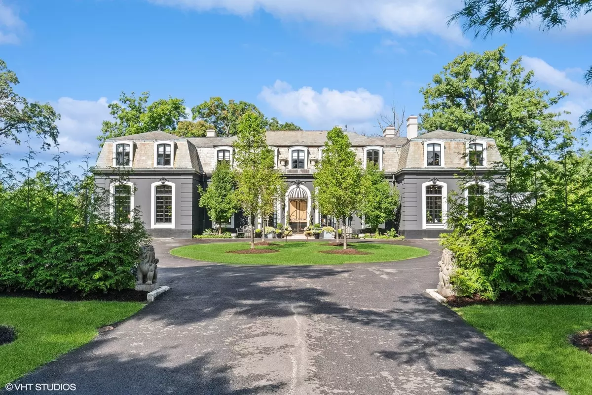 Lake Bluff, IL 60044,1010 Green Bay Road