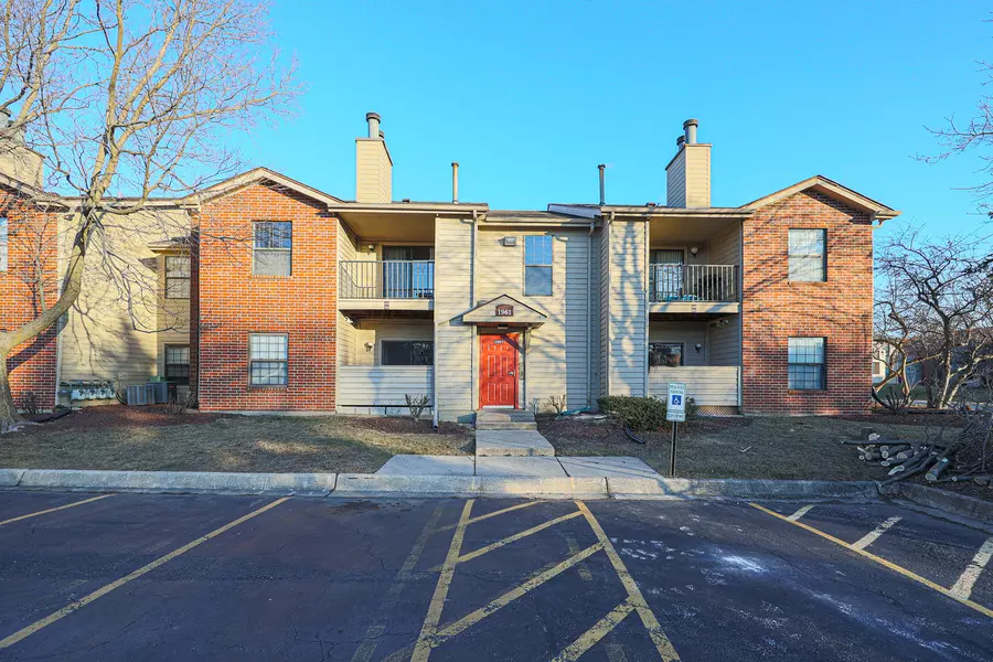 1961 N Hicks Road #111, Palatine, IL 60074