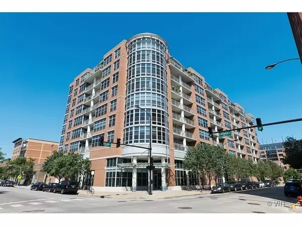 1200 W MONROE Street #720, Chicago, IL 60607