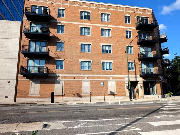 544 N Milwaukee Avenue #301, Chicago, IL 60642