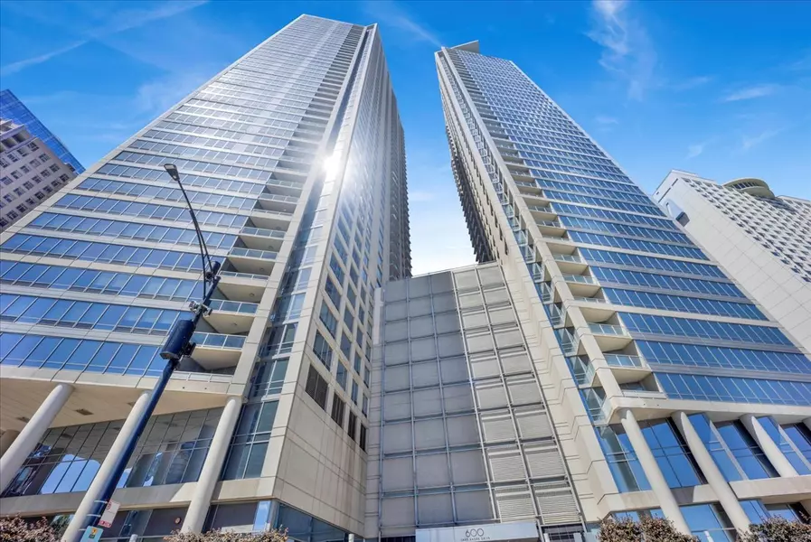 600 N Lake Shore Drive #2209, Chicago, IL 60611