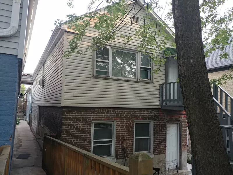 1823 W Cullerton Street, Chicago, IL 60608