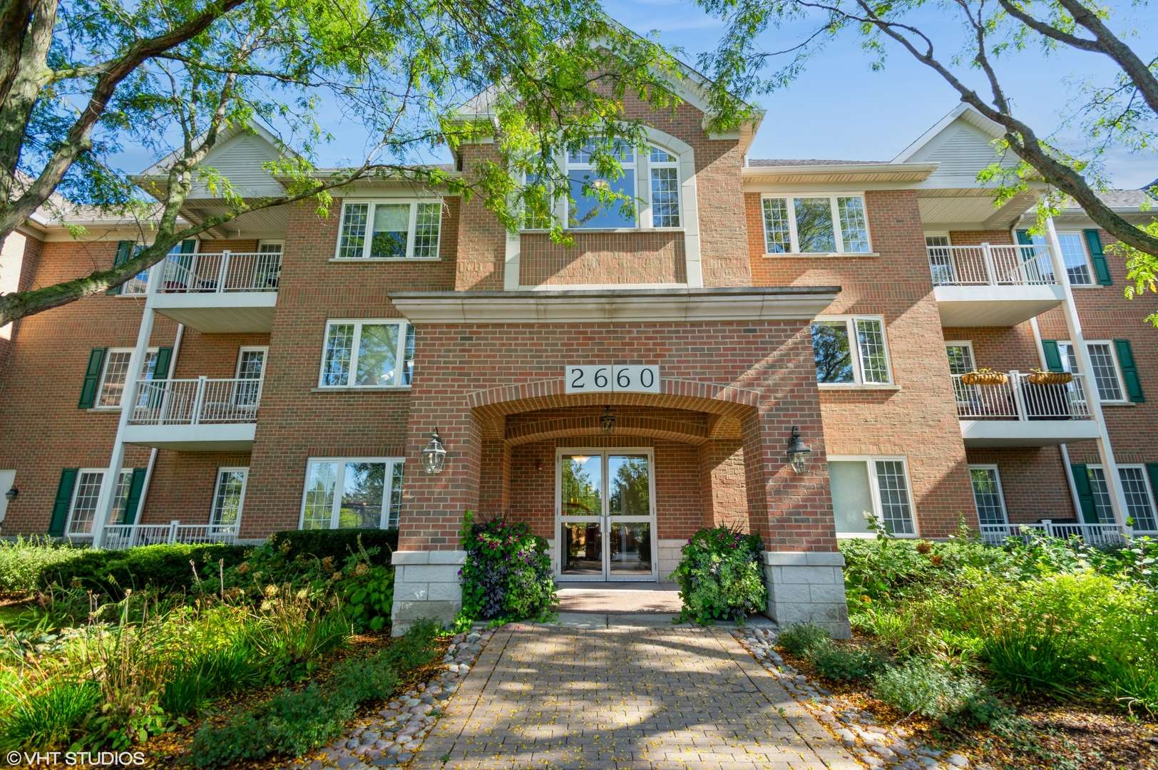 Glenview, IL 60025,2660 Summit Drive #307