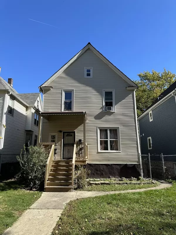 329 N Long Avenue, Chicago, IL 60644