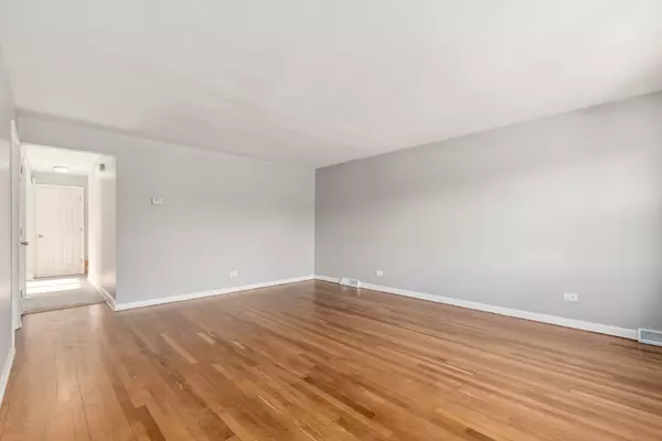 Dolton, IL 60419,14346 S KENWOOD Avenue