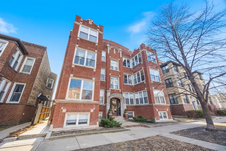 3053 W Eastwood Avenue #1W, Chicago, IL 60625