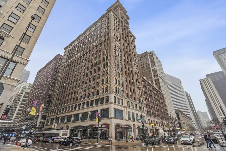 6 N MICHIGAN Avenue #809, Chicago, IL 60602