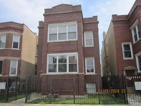 2229 N Springfield Avenue, Chicago, IL 60647