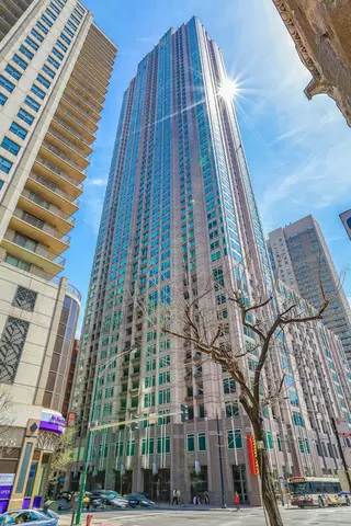 Chicago, IL 60654,33 W Ontario Street #37C