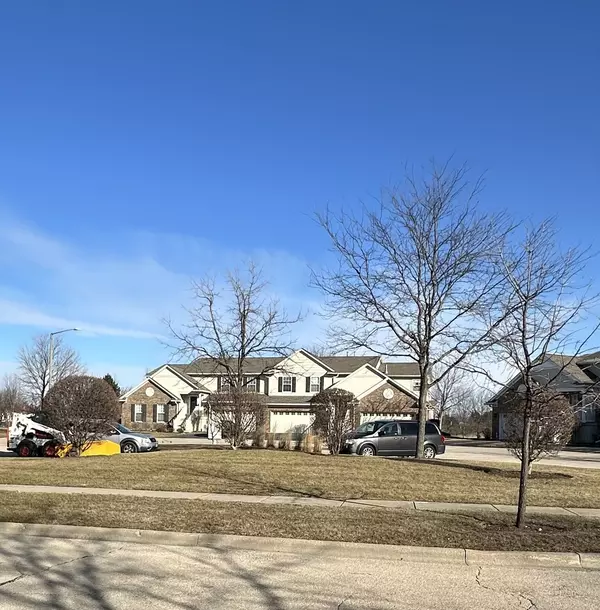 Algonquin, IL 60102,2652 Loren Lane #2652