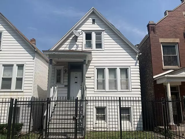 2227 S Kirkland Avenue, Chicago, IL 60623