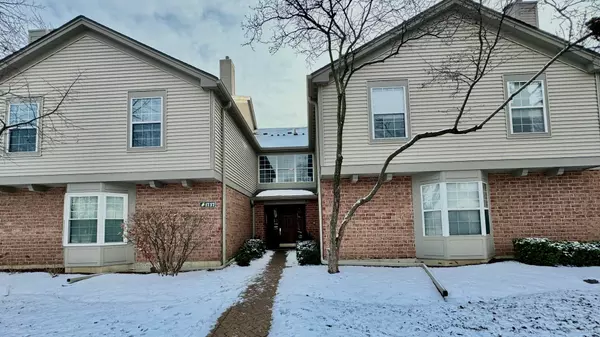 1757 Eastwood Court #9, Schaumburg, IL 60195