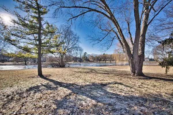 Wheaton, IL 60189,1488 Pebblestone Cove