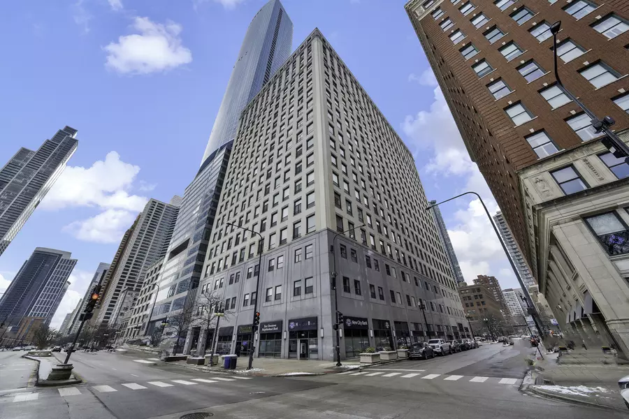 910 S Michigan Avenue #406, Chicago, IL 60605