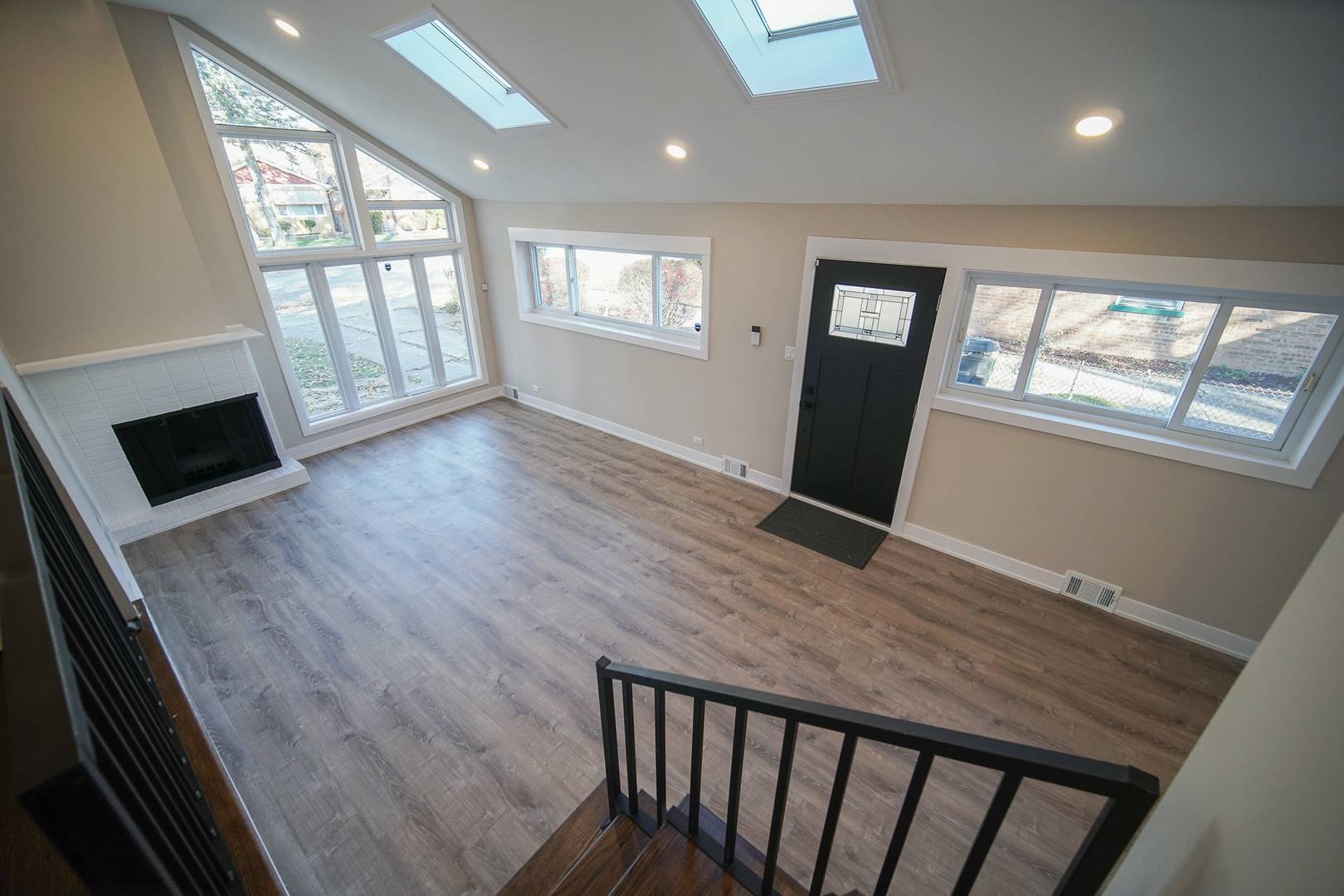 Chicago, IL 60643,1009 W 129th Place