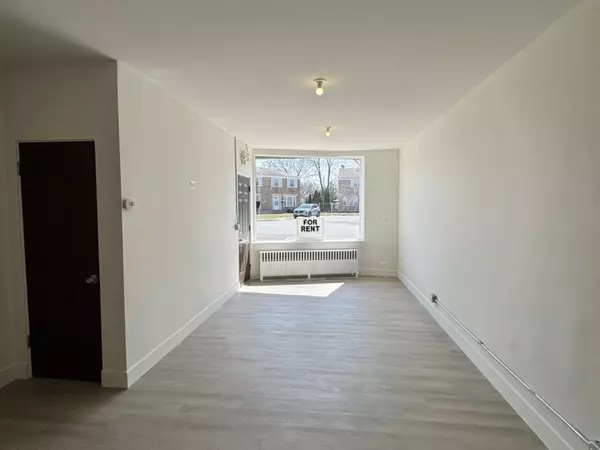 Franklin Park, IL 60131,9806 Grand Avenue #9806