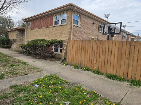 Chicago, IL 60617,9059 S Jeffery Boulevard