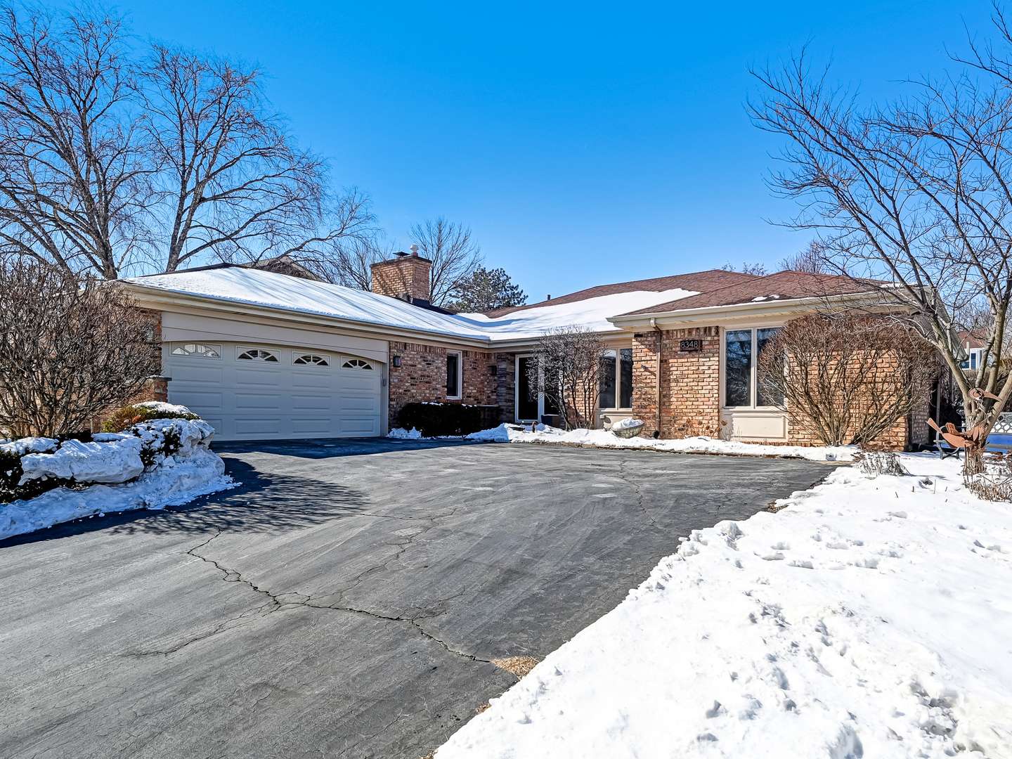 8348 Walredon Avenue, Burr Ridge, IL 60527