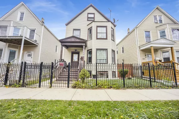 2519 N Hamlin Avenue, Chicago, IL 60647