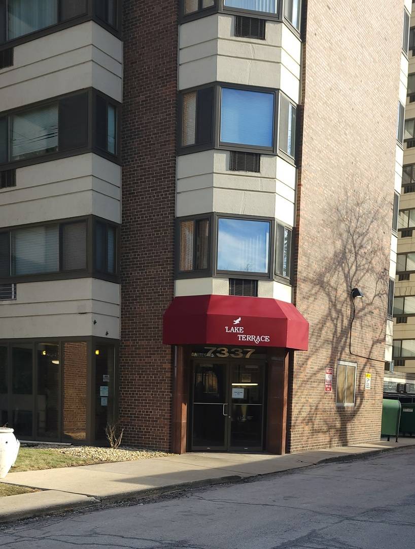 Chicago, IL 60649,7337 S South Shore Drive #608