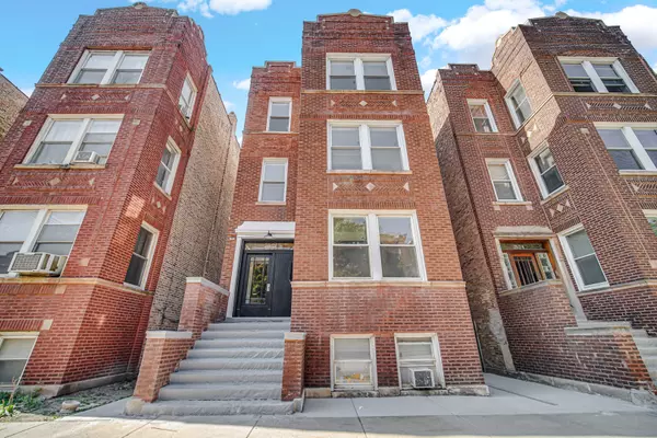 2620 N Ridgeway Avenue #1, Chicago, IL 60647