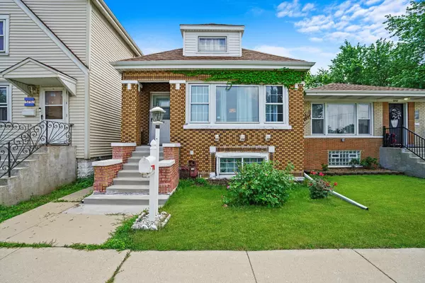 5753 W 64th Place, Chicago, IL 60638