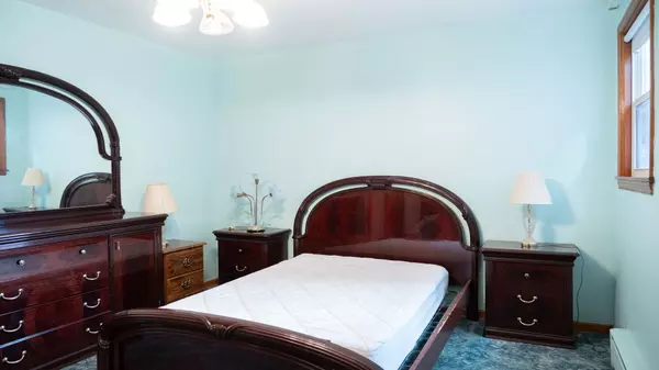 Chicago, IL 60630,5416 N Central Avenue