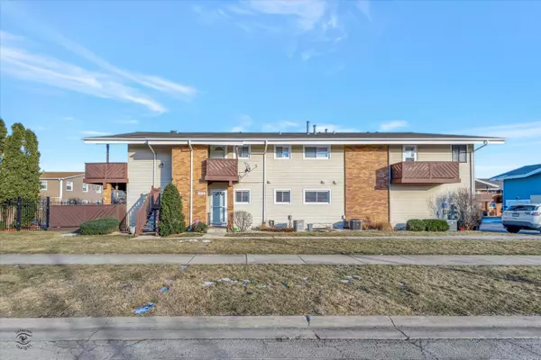 7936 164th Court #250, Tinley Park, IL 60477