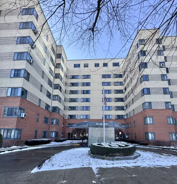 5048 N Marine Drive #3A, Chicago, IL 60640