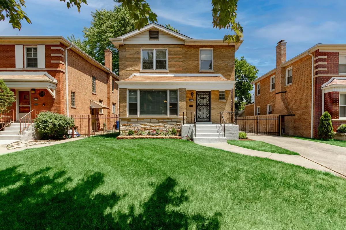 Chicago, IL 60649,6707 S Euclid Avenue
