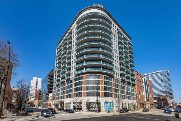 340 W Superior Street #1503, Chicago, IL 60654