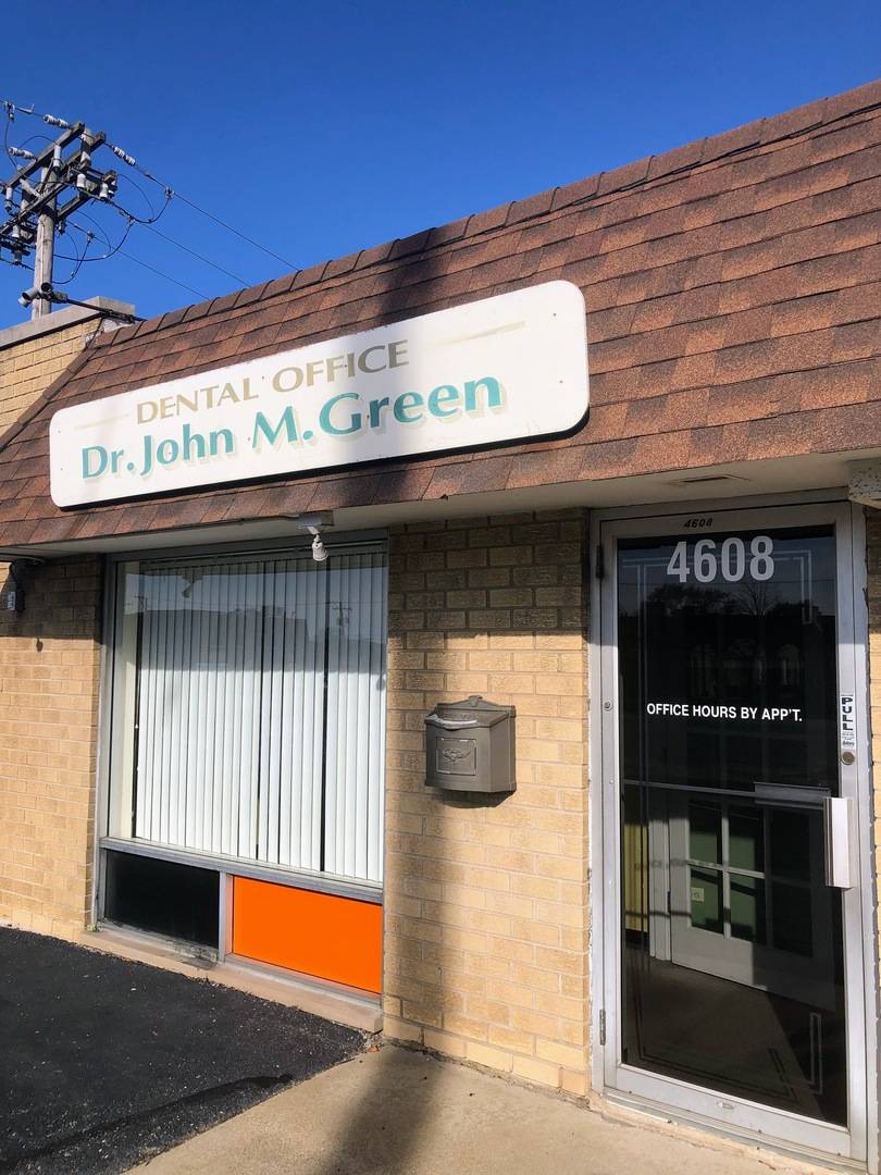 Oak Lawn, IL 60453,4608 W 103rd Street