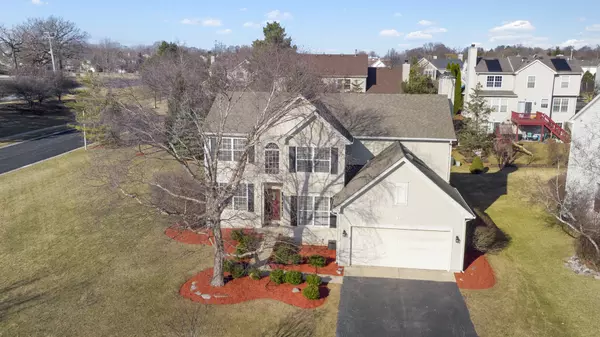 Lindenhurst, IL 60046,350 Hummingbird Lane