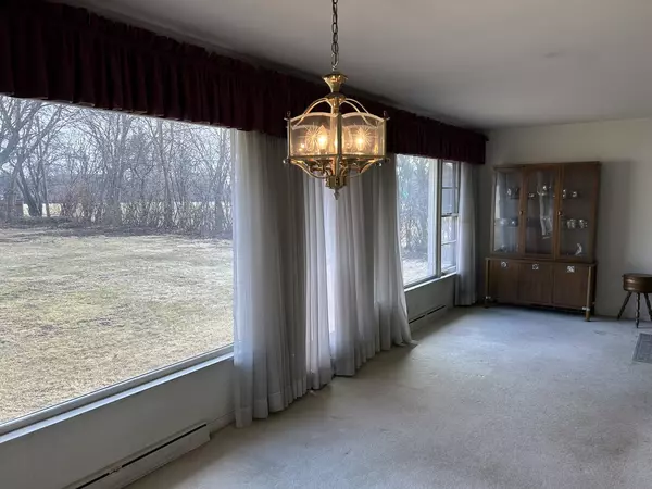 Northbrook, IL 60062,2065 Walnut Circle