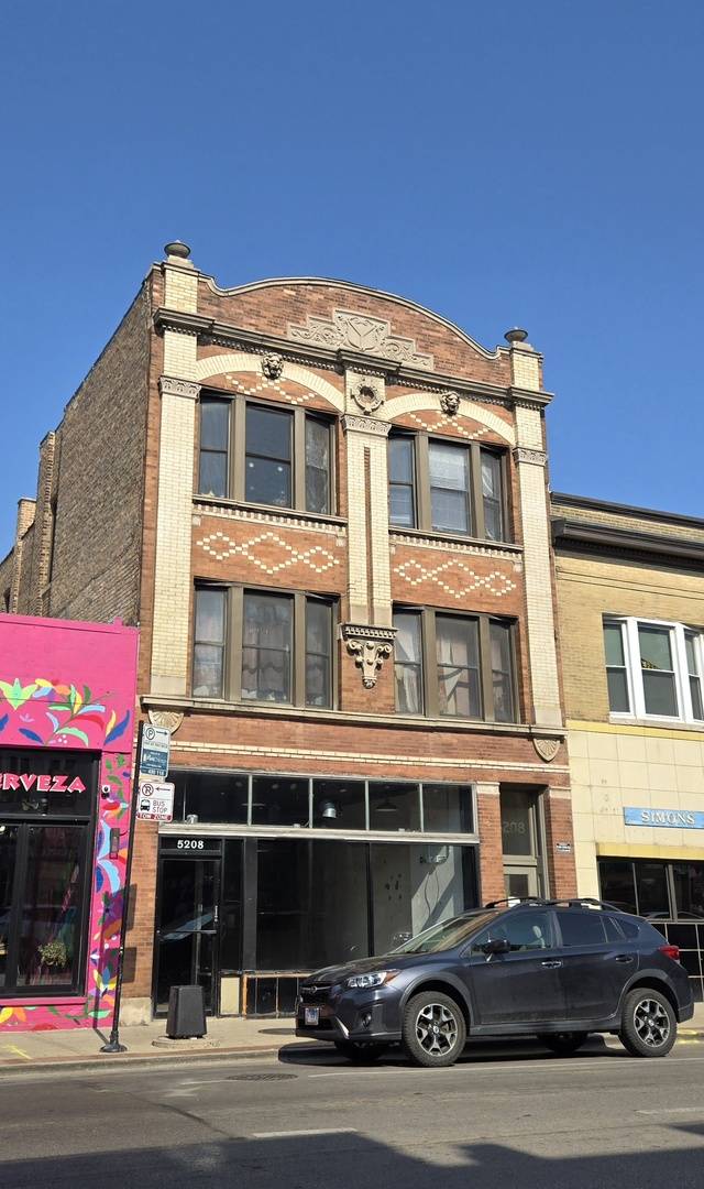5208 N Clark Street #1, Chicago, IL 60640