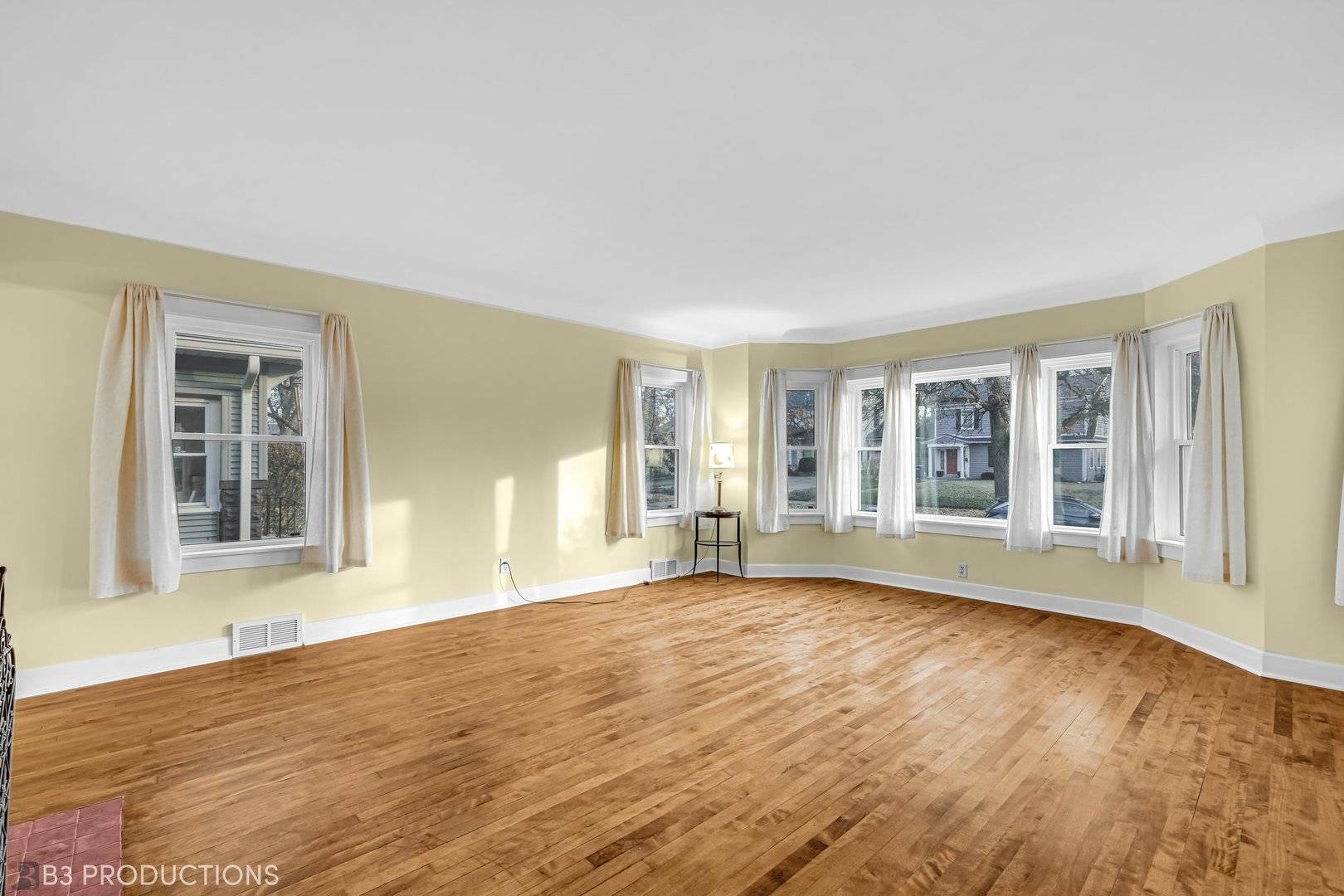 Blue Island, IL 60406,12928 Highland Avenue