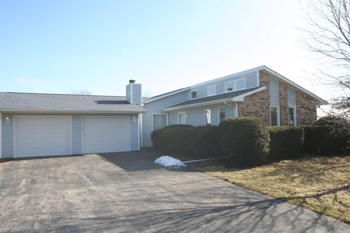 Deer Creek, IL 61733,1242 Pleasant View Court