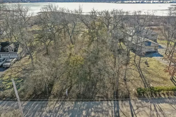 Antioch, IL 60002,40963 N Champaign Drive