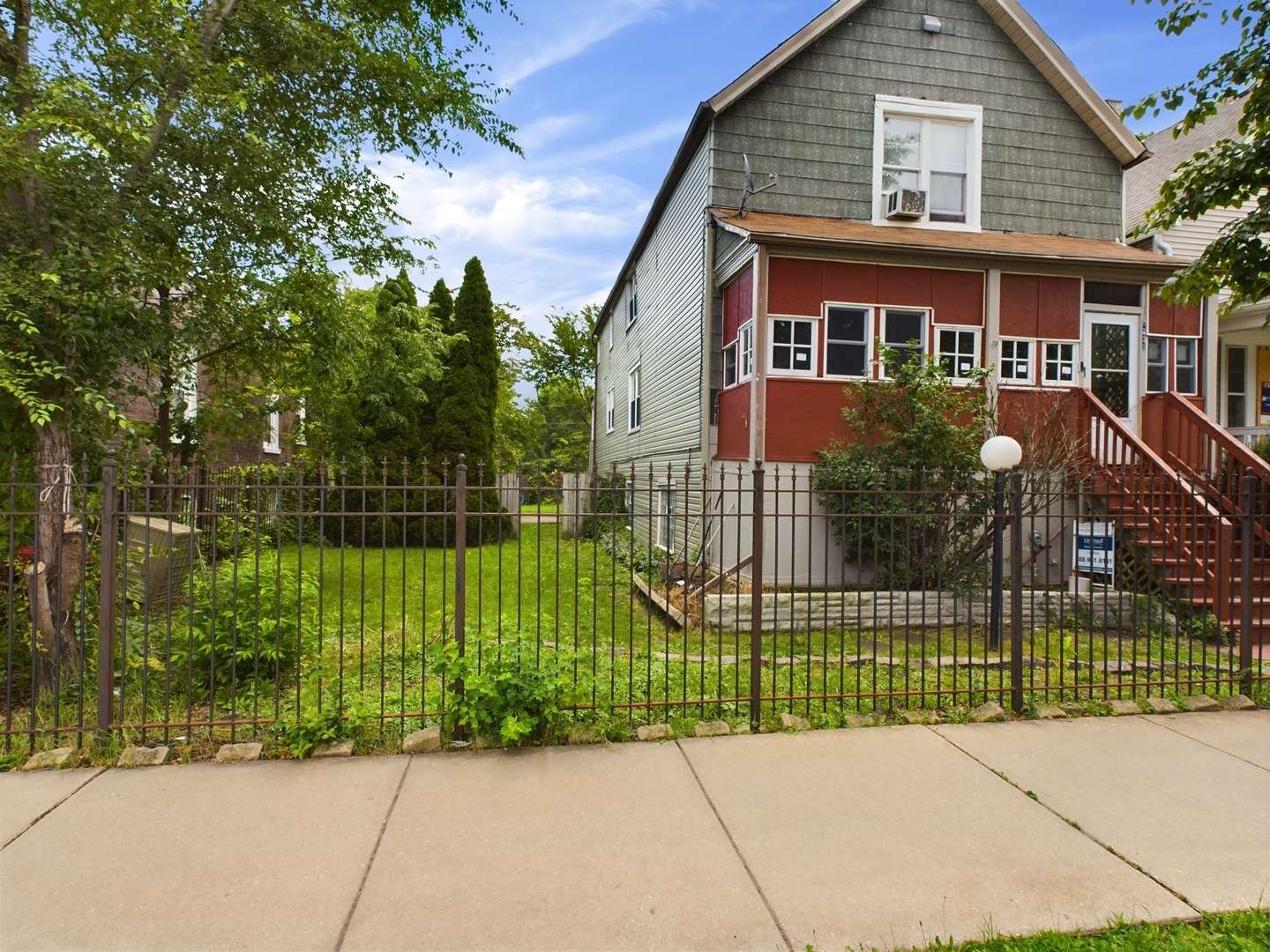 Chicago, IL 60619,9231 S Woodlawn Avenue