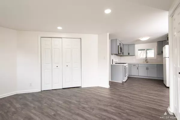 Dekalb, IL 60115,927 Seaman Avenue