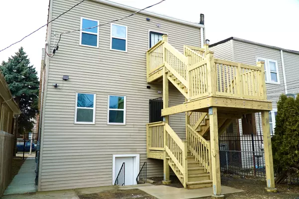 Chicago, IL 60629,6423 S Maplewood Avenue