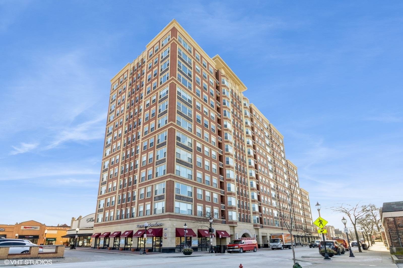 77 S Evergreen Avenue #701, Arlington Heights, IL 60005