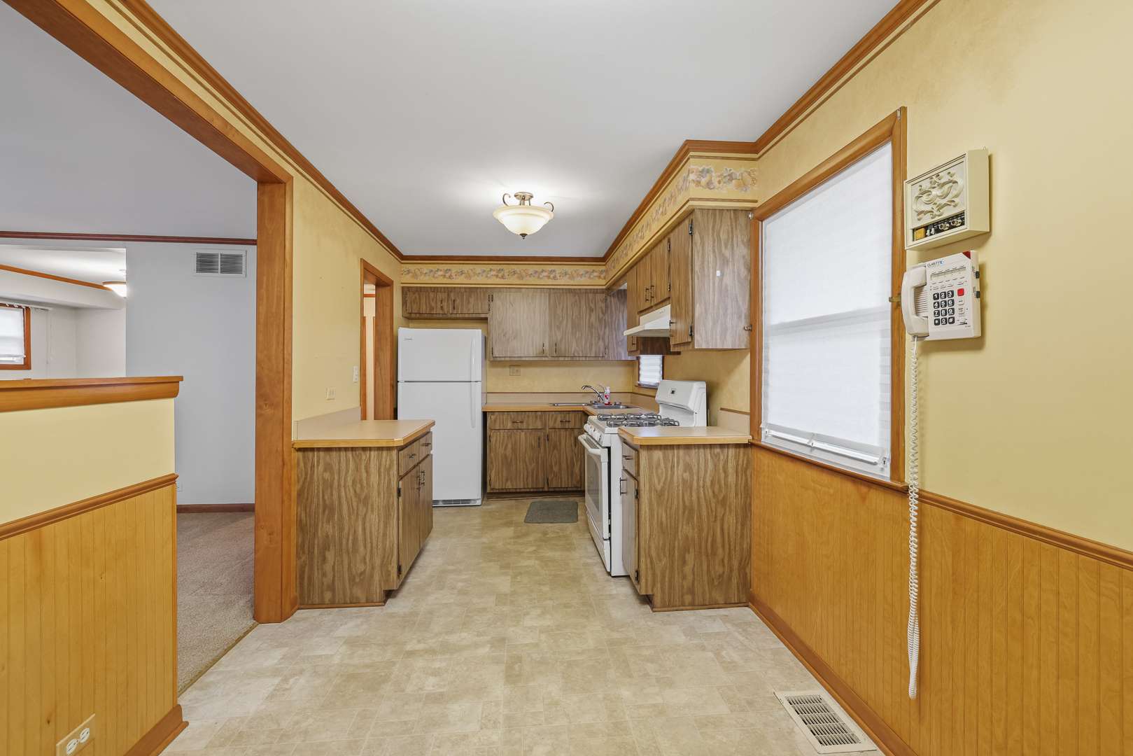 La Grange Highlands, IL 60525,6221 Sunset Avenue